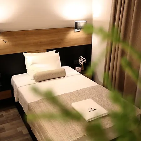 Kalevera Hotel