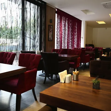 Kalevera Hotel 3*
