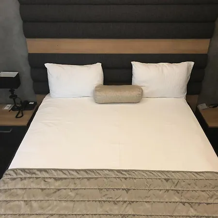 Hotel Kalevera 3*